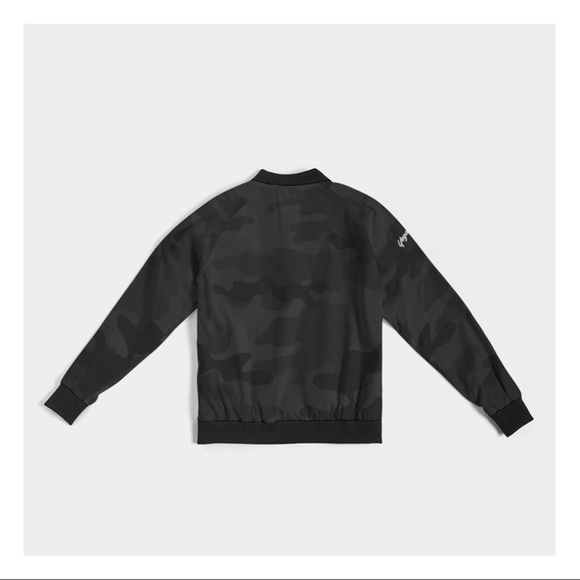 🎉HP 🖤 Everyday Bomber Jacket Black Camo NWT - Picture 4 of 9